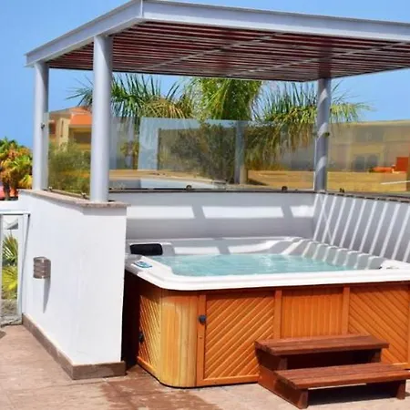 Exclusive In Bahia Del Duque * 아데제