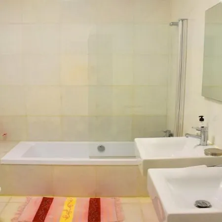 Exclusive In Bahia Del Duque * 아데제