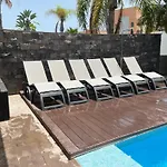 Exclusive In Bahia Del Duque 아데제