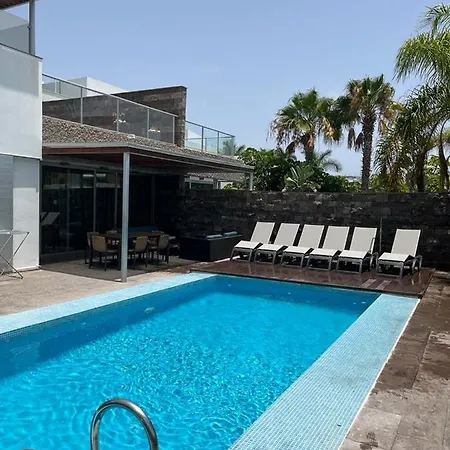 Exclusive In Bahia Del Duque Villa