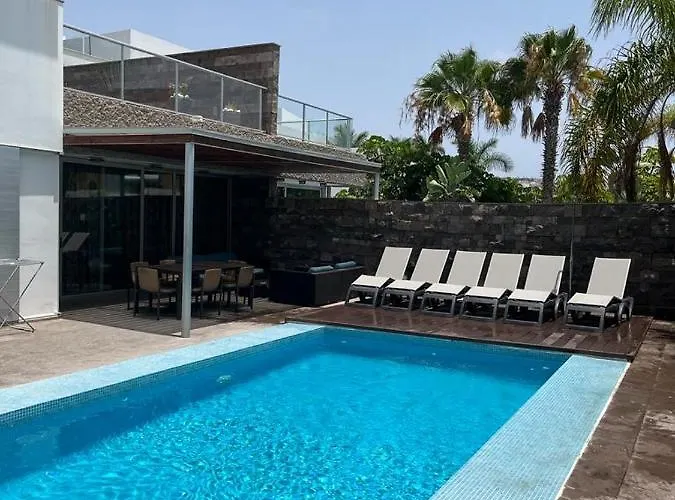 Exclusive In Bahia Del Duque 别墅