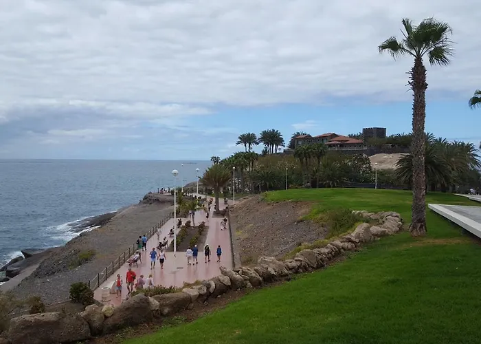 Exclusive In Bahia Del Duque 阿德耶