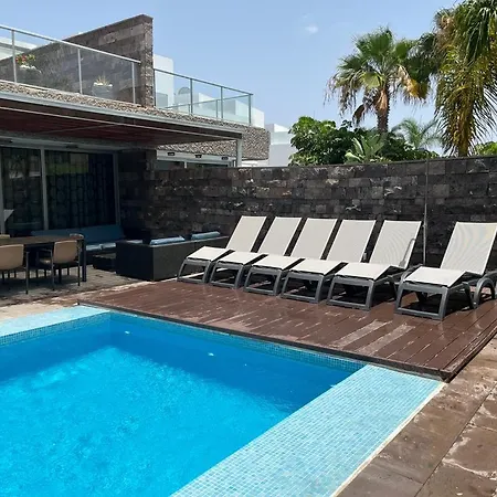 Exclusive In Bahia Del Duque Villa